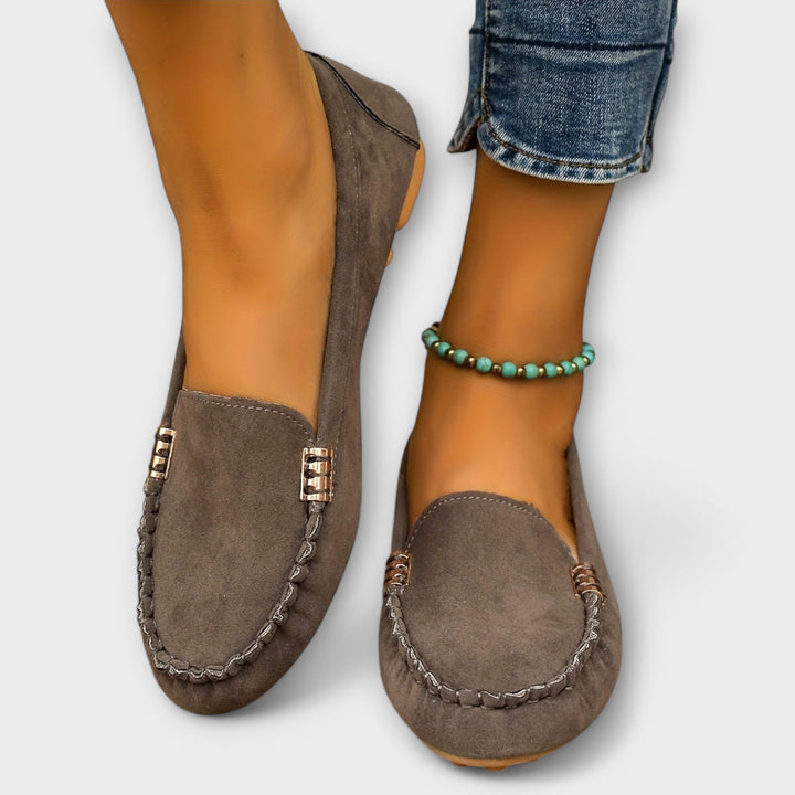 Loafers för kvinnor | Stygnet fram detalj