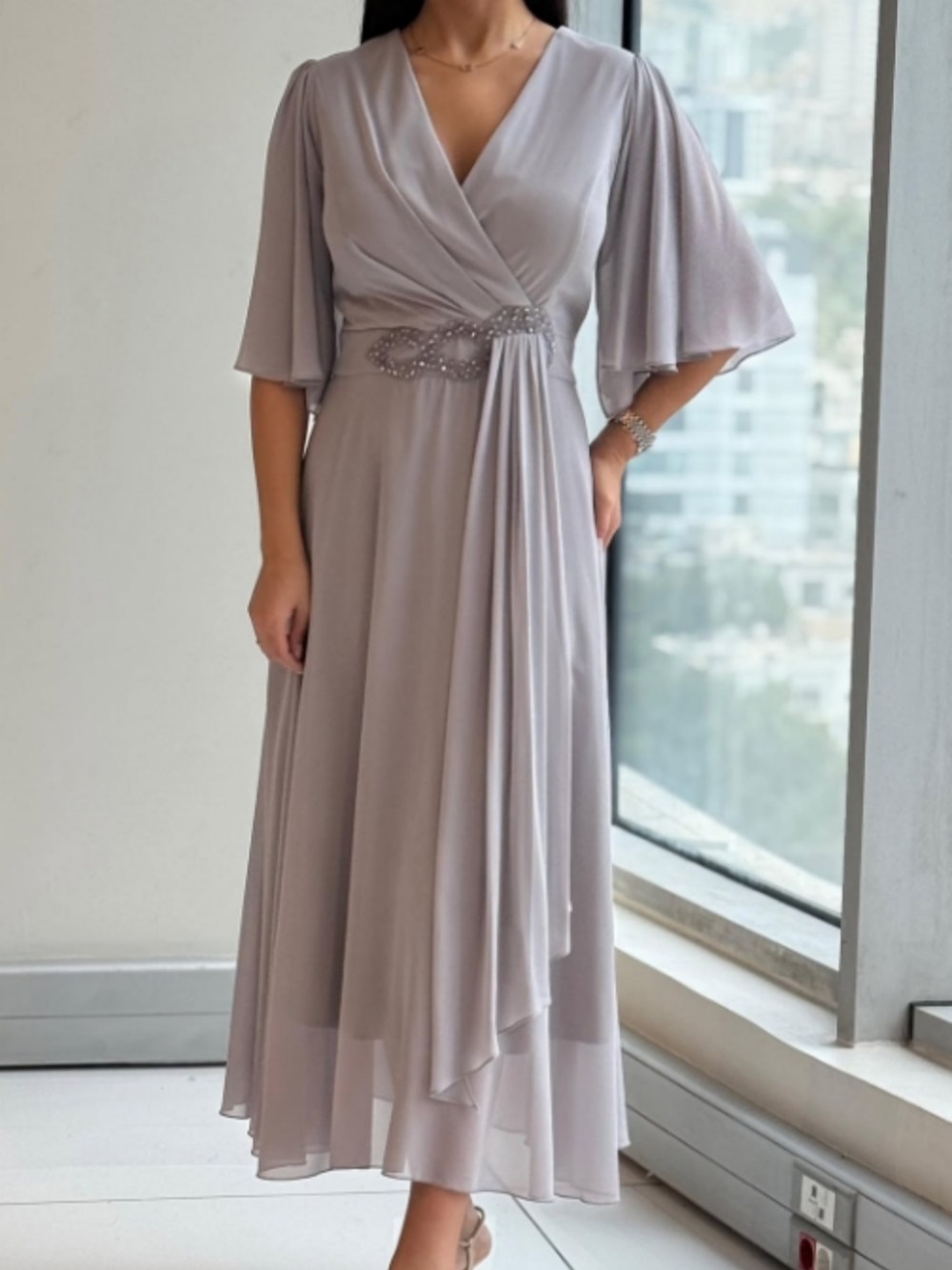 Kvinnors Klänning | V-ringad Draperad Midi