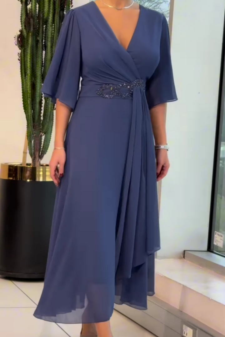 Kvinnors Klänning | V-ringad Draperad Midi