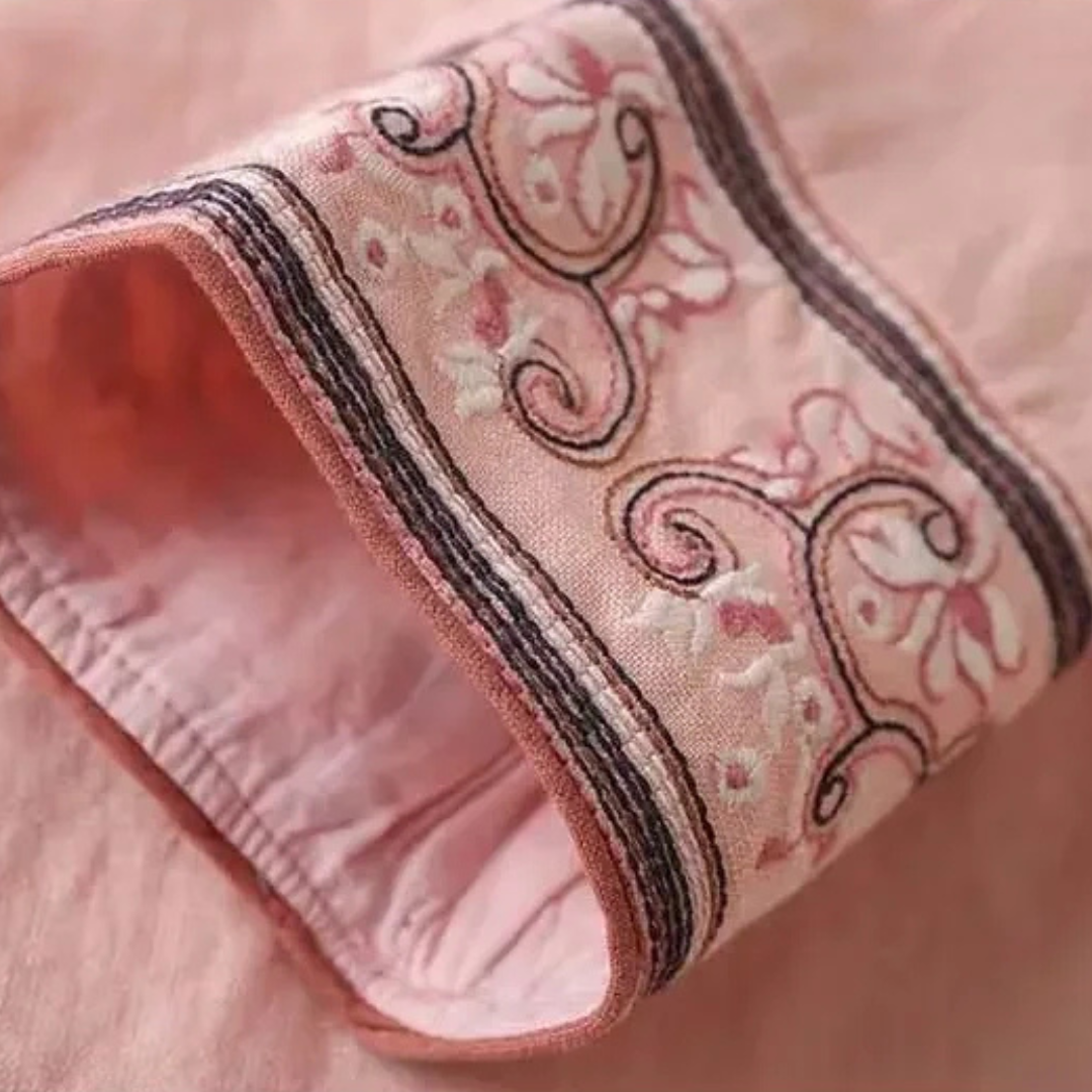 Kvinnors Blus | Broderad Wrap Detalj