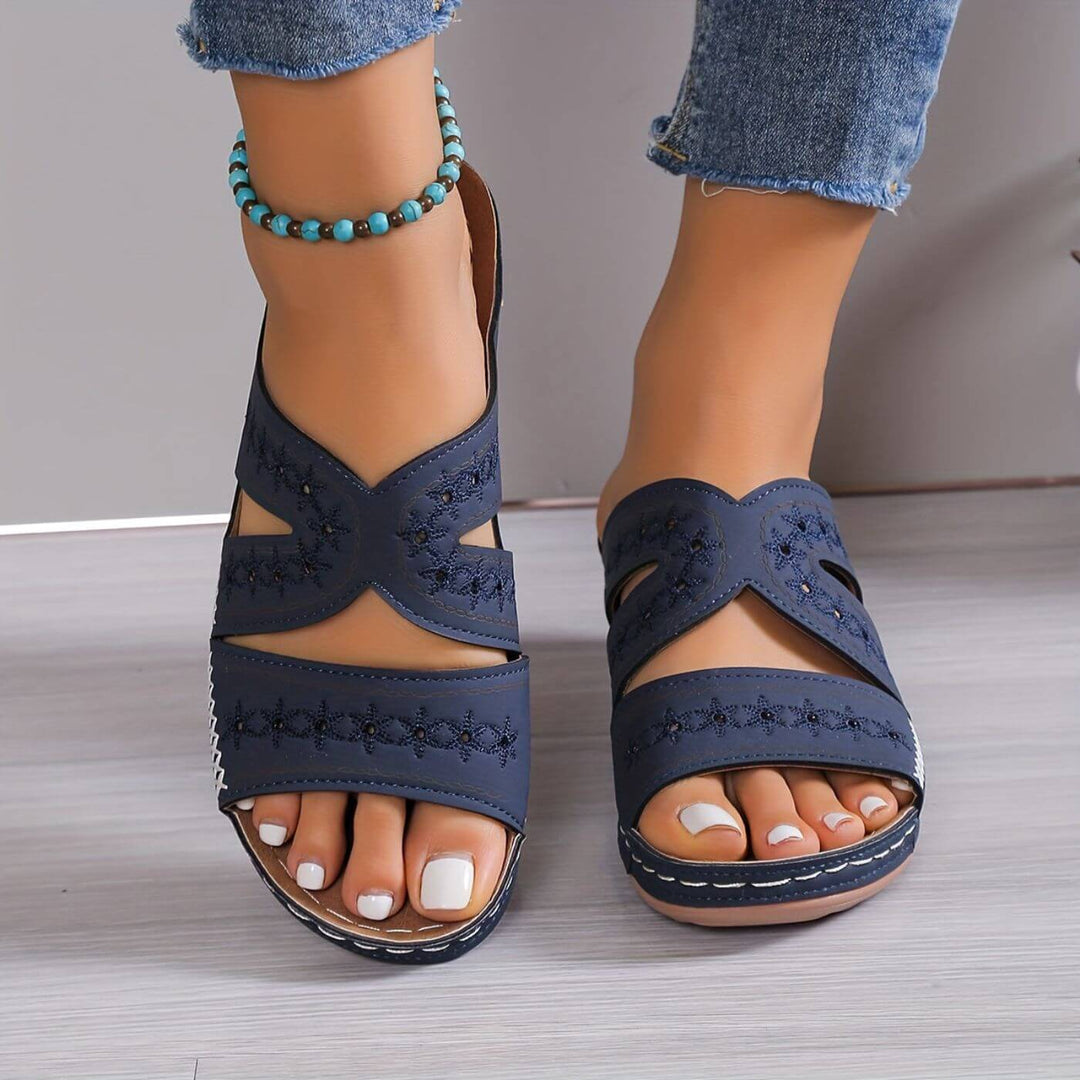 Sandaler för kvinnor | Öppen tå slip-on med utskurna sidor
