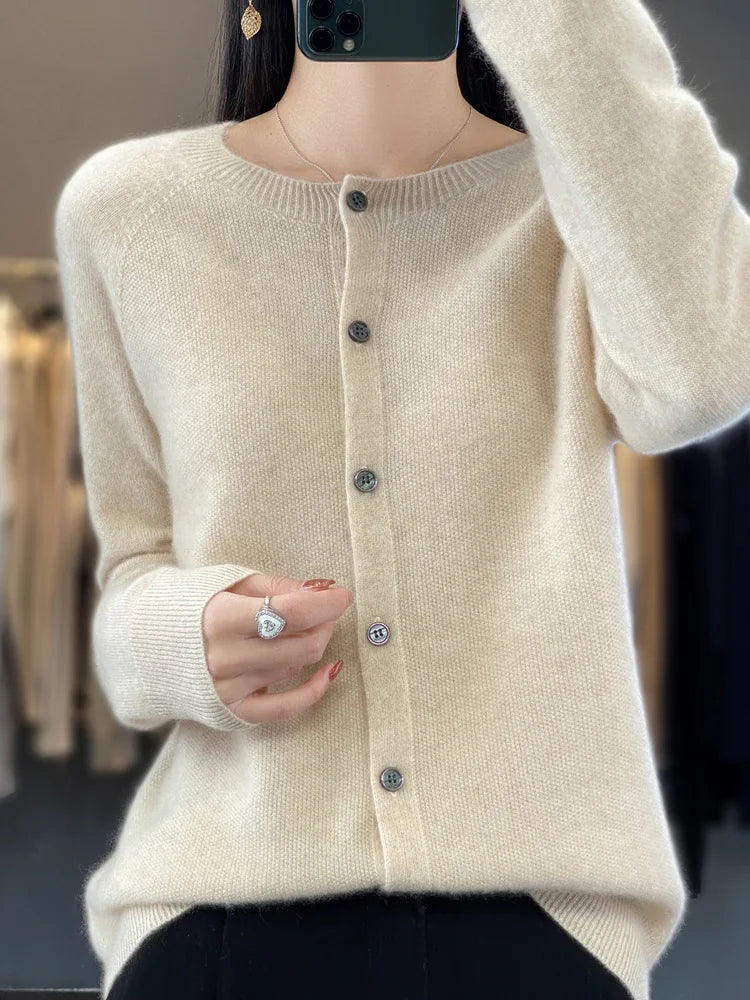 Kvinnors Cardigan | Knappframsydd Stickad