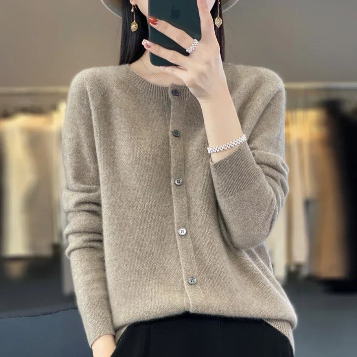 Kvinnors Cardigan | Knappframsydd Stickad