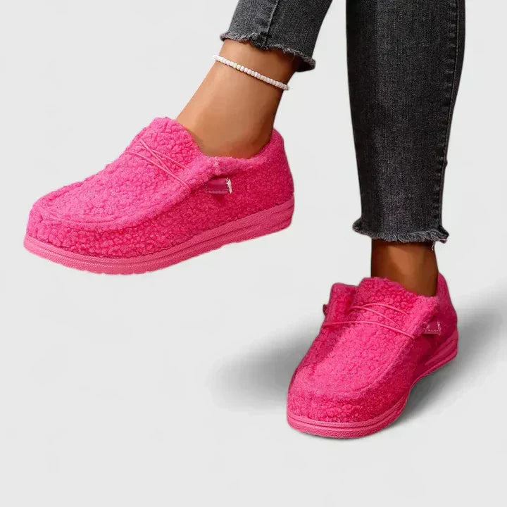 Loafers för kvinnor | Platta texturerade slip-ons