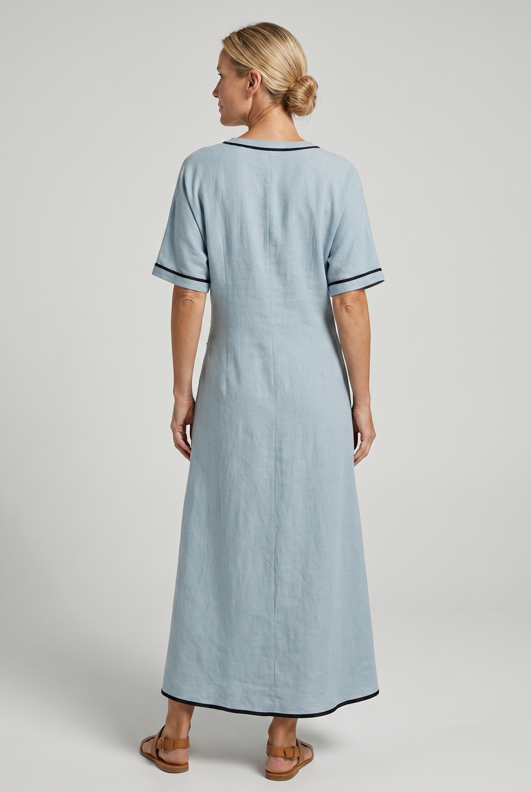 Kvinnors Sommardress | Twist Front Maxi V-Hals Trim