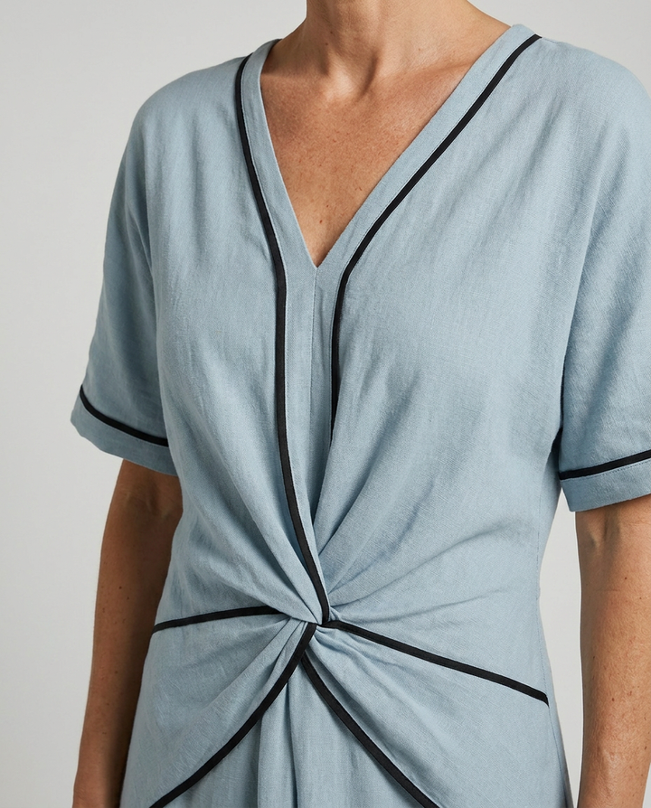 Kvinnors Sommardress | Twist Front Maxi V-Hals Trim
